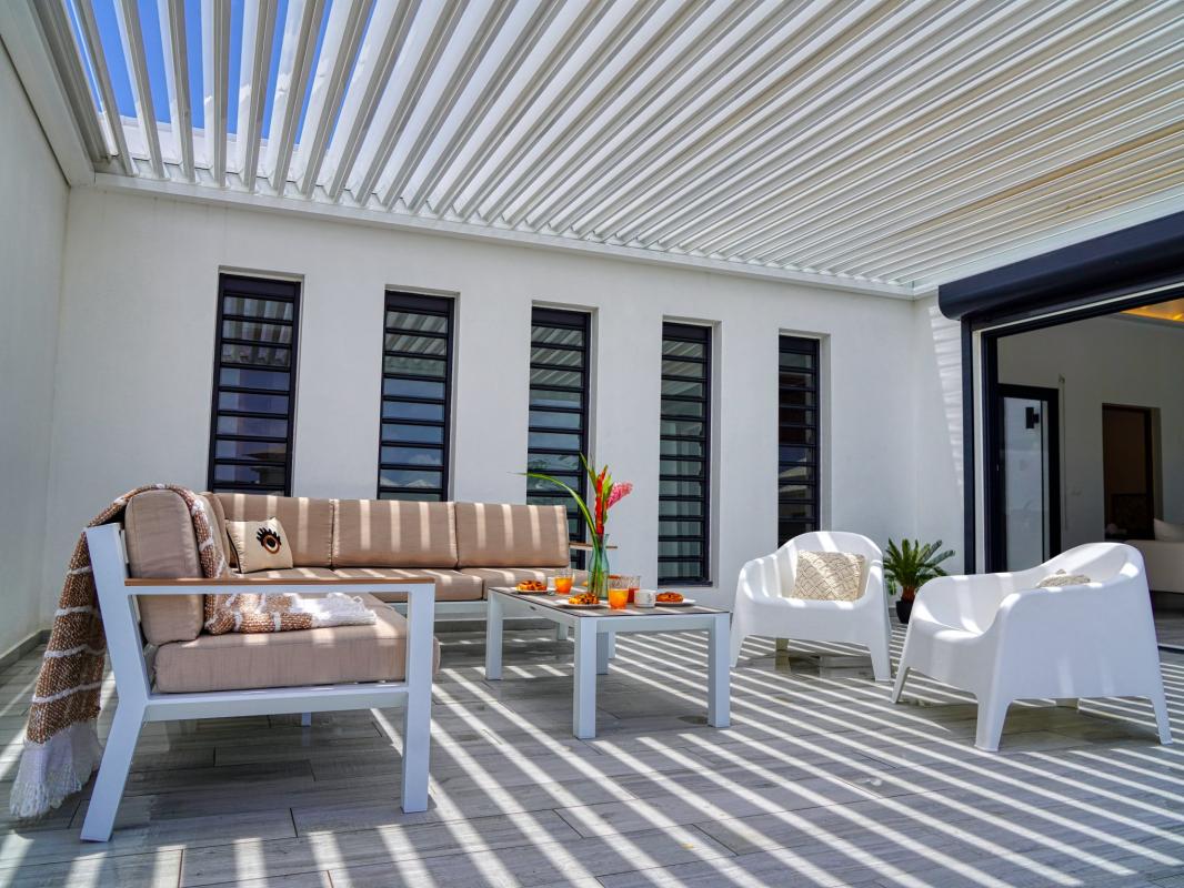 10.Location villa Saint François Guadeloupe - Terrasse bioclimatique